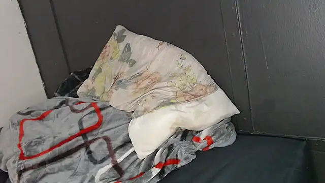 Snapshot of Punkie_Boobs chatting on September 26, 2025, 7:40 pm Punkie Boobs online show from September 26, 2025, 7:40 pm