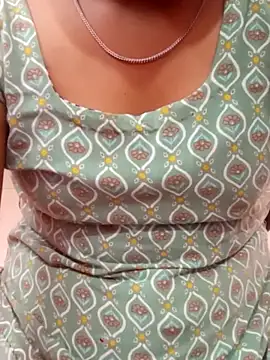 pari rani7 online show from March 9, 2026, 3:32 am