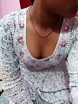 pari rani7 online show from March 19, 2026, 3:54 am