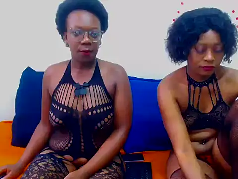 Snapshot of SexyCloe45 chatting on November 7, 2025, 5:29 am SexyCloe45 online show from November 7, 2025, 5:29 am