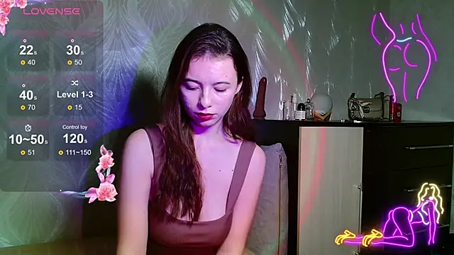 ViolettaMoll online show from November 17, 2025, 7:08 pm