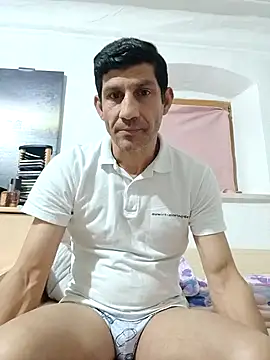 Casianantoonnio online show from October 28, 2025, 2:04 am