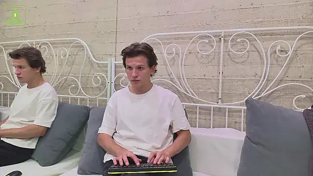 JesseCrosss online show from September 23, 2025, 8:12 pm