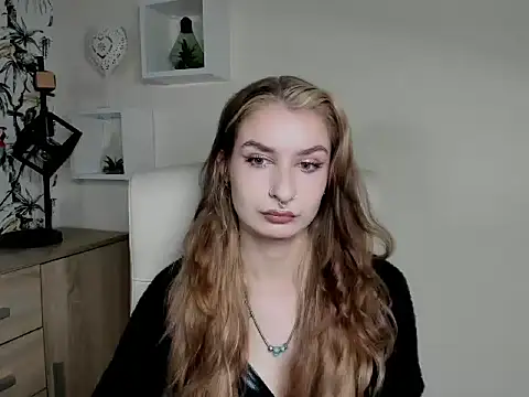 NinaBlond1 online show from October 8, 2025, 5:38 am