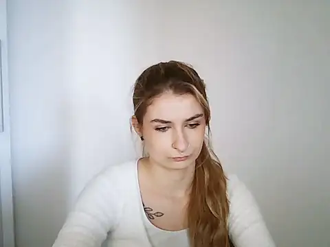 NinaBlond1 online show from February 3, 2026, 11:37 am