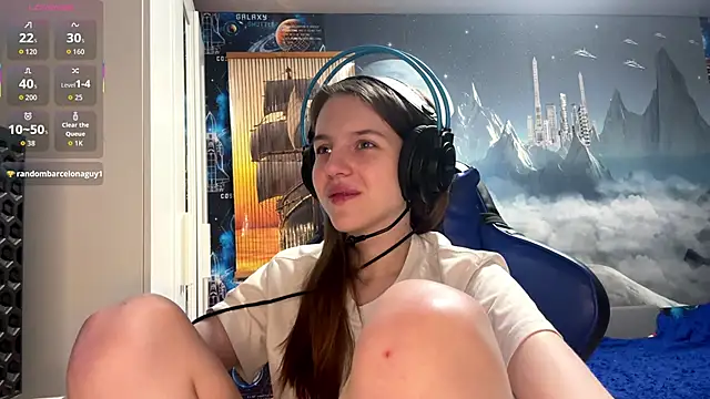 Elira Breeze online show from April 20, 2026, 5:26 pm