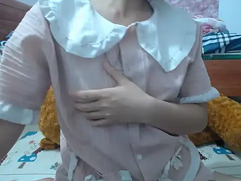 Snapshot of Hannie_26 chatting on October 19, 2025, 12:50 pm Hannie 26 online show from October 19, 2025, 12:50 pm