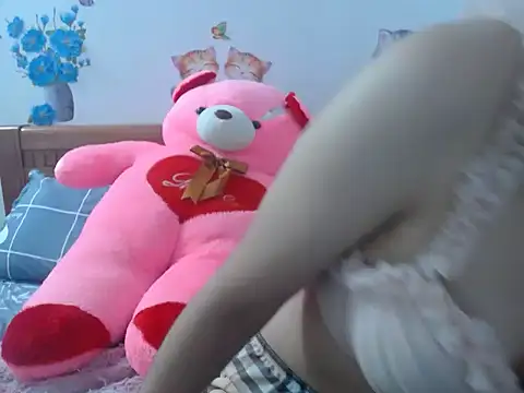 Snapshot of Hannie_26 chatting on October 24, 2025, 3:41 pm Hannie 26 online show from October 24, 2025, 3:41 pm