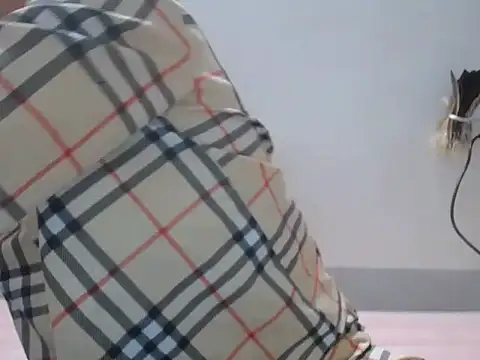 Snapshot of Hannie_26 chatting on October 27, 2025, 1:15 pm Hannie 26 online show from October 27, 2025, 1:15 pm