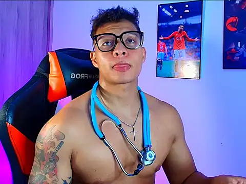 evan greey online show from November 3, 2025, 4:25 am