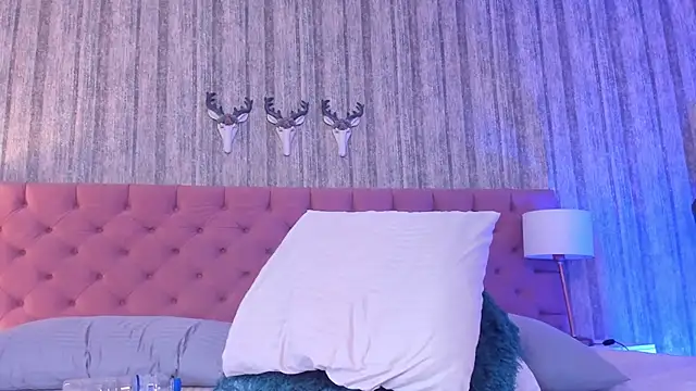 LiaaTurner online show from February 2, 2026, 8:51 pm