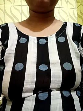 Rupsha707 online show from September 22, 2025, 8:00 pm