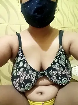 Rupsha707 online show from October 3, 2025, 8:50 pm