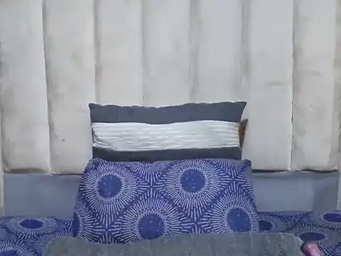 Snapshot of SexyBear012 chatting on September 28, 2025, 7:30 pm SexyBear012 online show from September 28, 2025, 7:30 pm