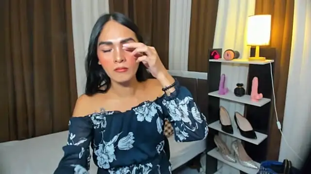 Snapshot of Sedictive_Samantha chatting on October 21, 2025, 5:30 am Sedictive Samantha online show from October 21, 2025, 5:30 am