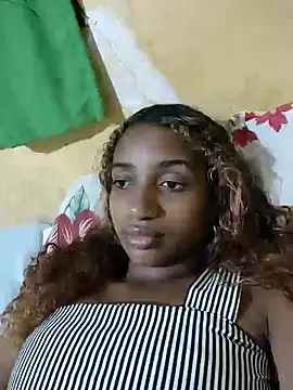 Snapshot of Barbiefox24 chatting on February 17, 2026, 7:38 am Barbiefox24 online show from February 17, 2026, 7:38 am