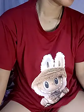 phuongxinhxan online show from May 9, 2026, 1:05 pm