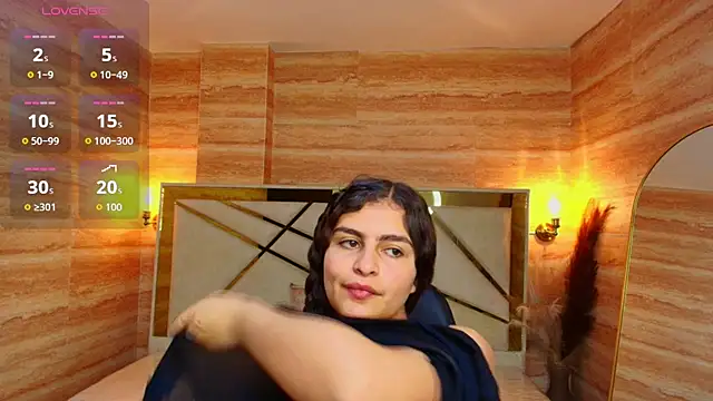 Snapshot of dany_r_ chatting on October 9, 2025, 1:42 pm dany r online show from October 9, 2025, 1:42 pm