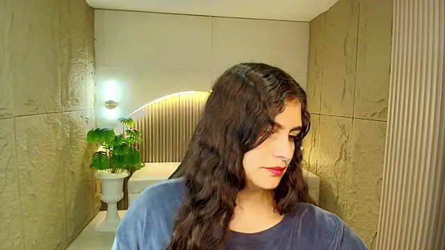 Snapshot of dany_r_ chatting on March 27, 2026, 1:00 pm dany r online show from March 27, 2026, 1:00 pm