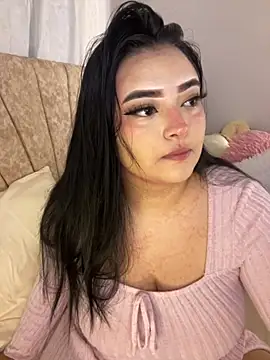 Snapshot of Mericute_ chatting on October 9, 2025, 12:30 am Mericute online show from October 9, 2025, 12:30 am