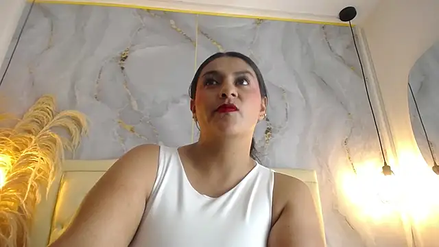 Samy moore14 online show from November 29, 2025, 2:42 pm