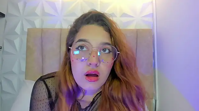 Adharaa Rousse  online show from September 19, 2025, 12:06 pm