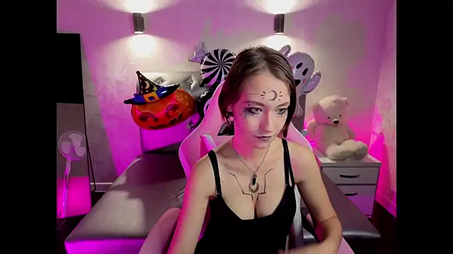 Snapshot of prettiestwinsor chatting on October 29, 2025, 1:30 am prettiestwinsor online show from October 29, 2025, 1:30 am