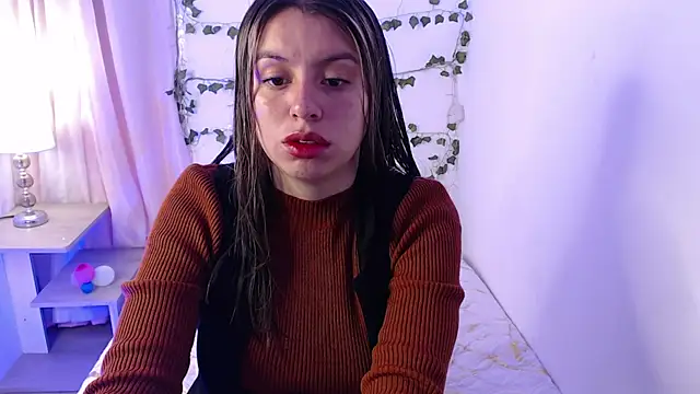 kamillew online show from September 29, 2025, 9:03 am