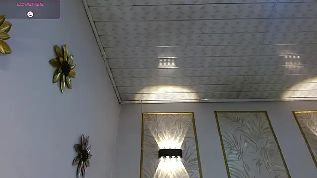 LunaaGrey  online show from October 23, 2025, 3:39 am