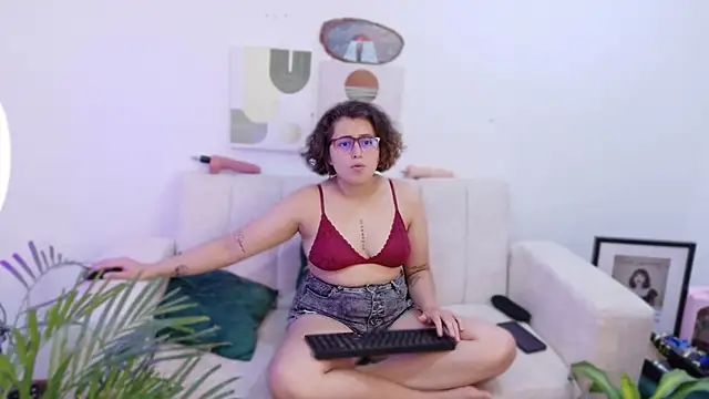 dirty feelena online show from October 19, 2025, 5:46 pm