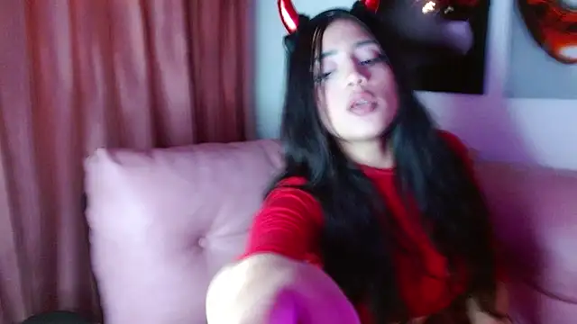 Snapshot of ladymooncs chatting on October 4, 2025, 3:59 am ladymooncs online show from October 4, 2025, 3:59 am