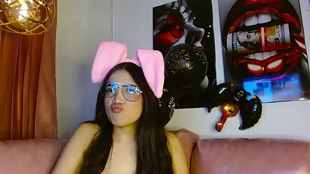 Snapshot of ladymooncs chatting on October 12, 2025, 3:38 am ladymooncs online show from October 12, 2025, 3:38 am