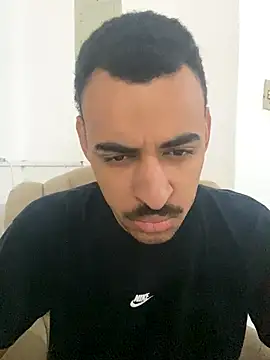 Eduardosexy00091 online show from September 30, 2025, 3:22 am