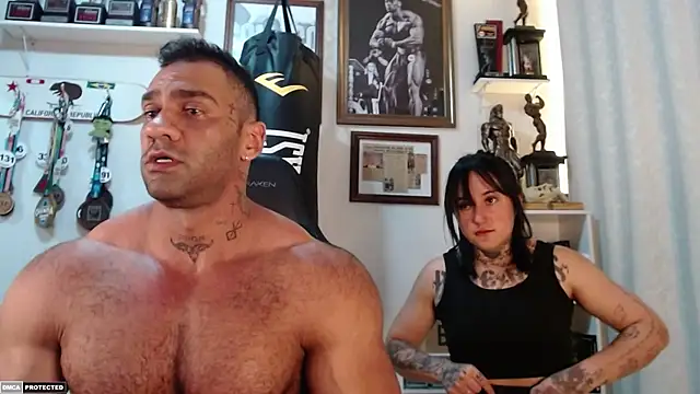 henryhadesflirt online show from October 6, 2025, 11:02 pm