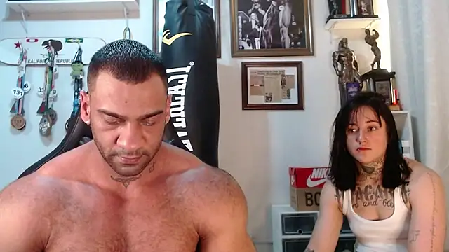 henryhadesflirt online show from December 22, 2025, 9:56 pm