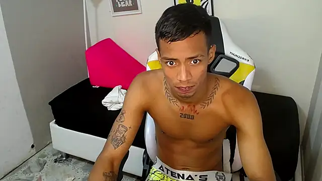 Nando coll online show from November 15, 2025, 12:02 pm