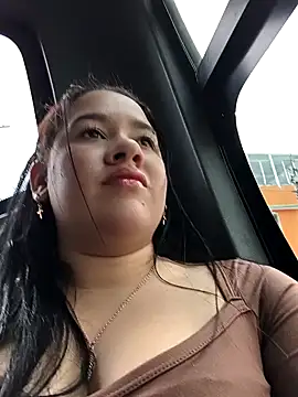 Cloe 27 online show from September 27, 2025, 6:57 pm