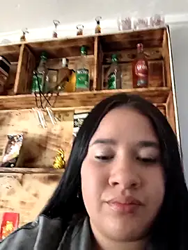 Cloe 27 online show from September 28, 2025, 6:46 pm