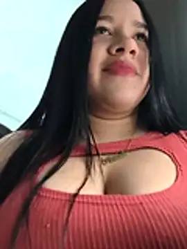 Cloe 27 online show from October 29, 2025, 7:15 pm