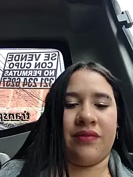 Cloe 27 online show from October 30, 2025, 7:47 pm