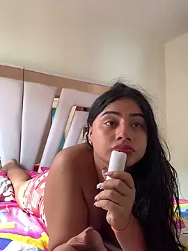 Snapshot of _jade_01 chatting on November 3, 2025, 4:19 pm jade 01 online show from November 3, 2025, 4:19 pm