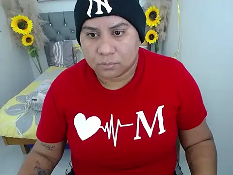 Snapshot of hotlesby_valery chatting on October 29, 2025, 11:56 am hotlesby valery online show from October 29, 2025, 11:56 am