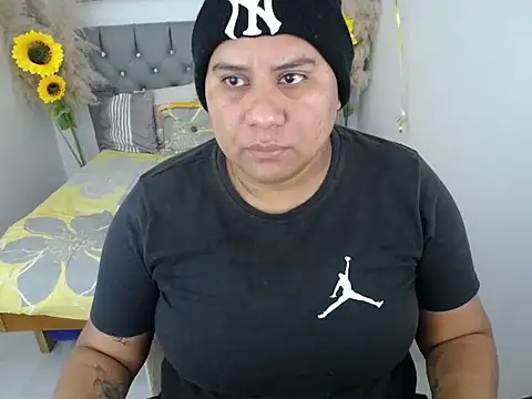 Snapshot of hotlesby_valery chatting on October 31, 2025, 11:55 am hotlesby valery online show from October 31, 2025, 11:55 am