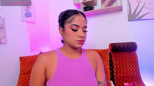 camilafoox7 online show from March 4, 2026, 4:29 am