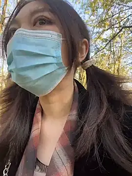 fioralba online show from November 5, 2025, 1:55 pm