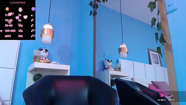 Snapshot of PenelopeBond chatting on October 10, 2025, 12:48 pm PenelopeBond online show from October 10, 2025, 12:48 pm