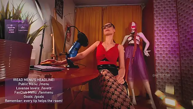 Giantess Eva online show from May 17, 2026, 7:21 pm