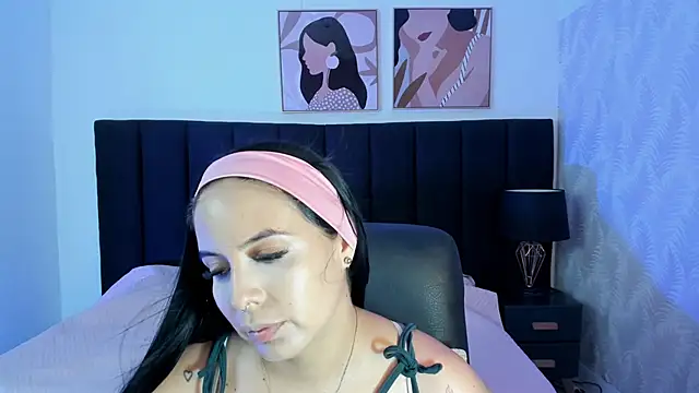 Snapshot of camiladuke7 chatting on October 14, 2025, 7:36 pm camiladuke7 online show from October 14, 2025, 7:36 pm