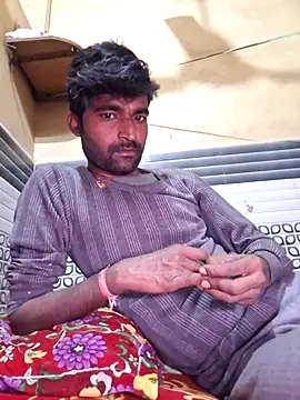 kkshan0923 online show from December 18, 2025, 10:21 am