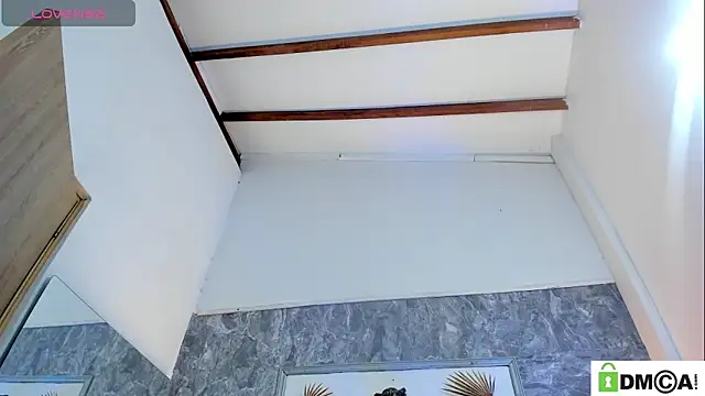 SophieSweet88 online show from May 8, 2026, 5:24 am